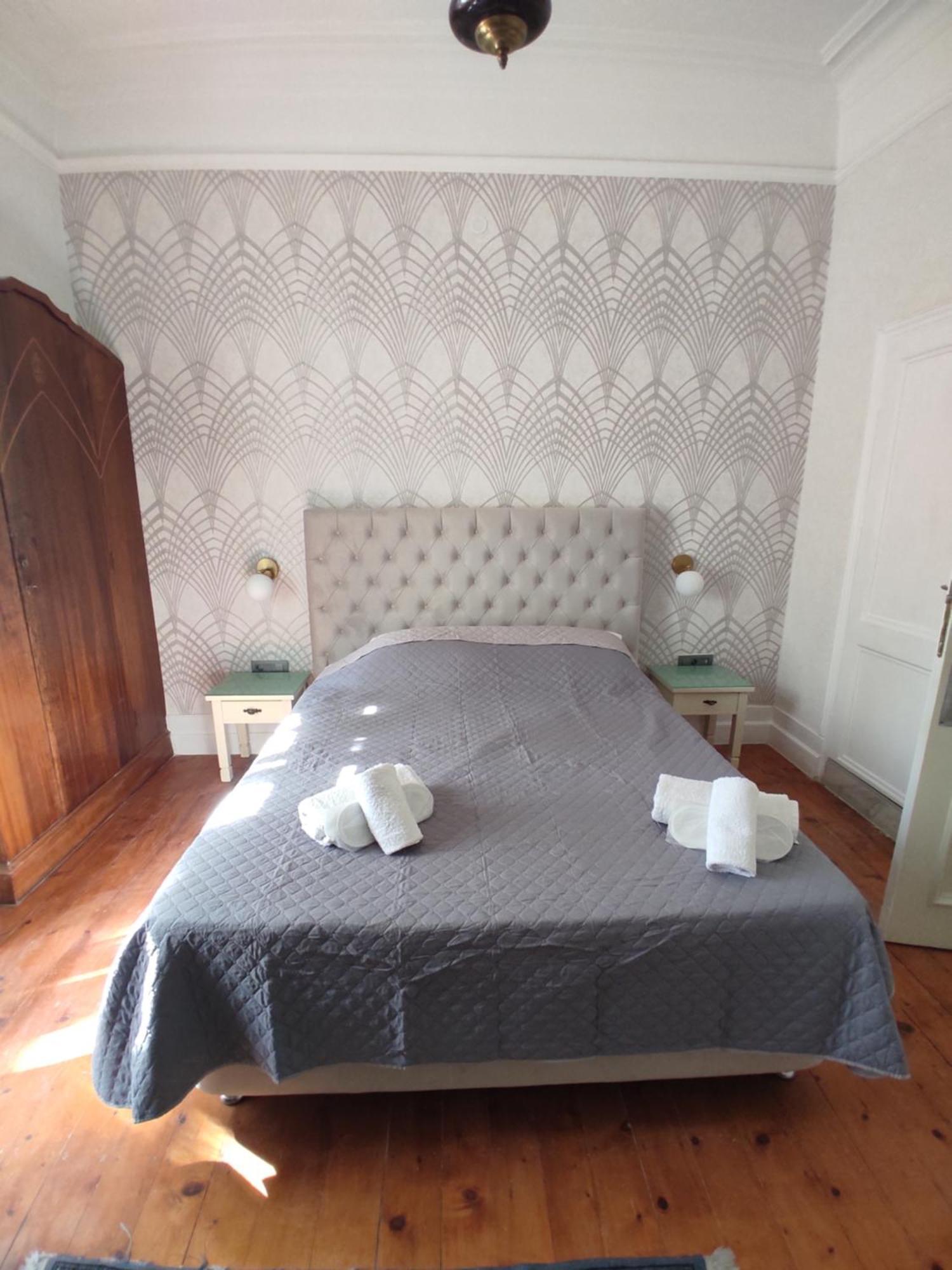 Melina Aparthotel 2*